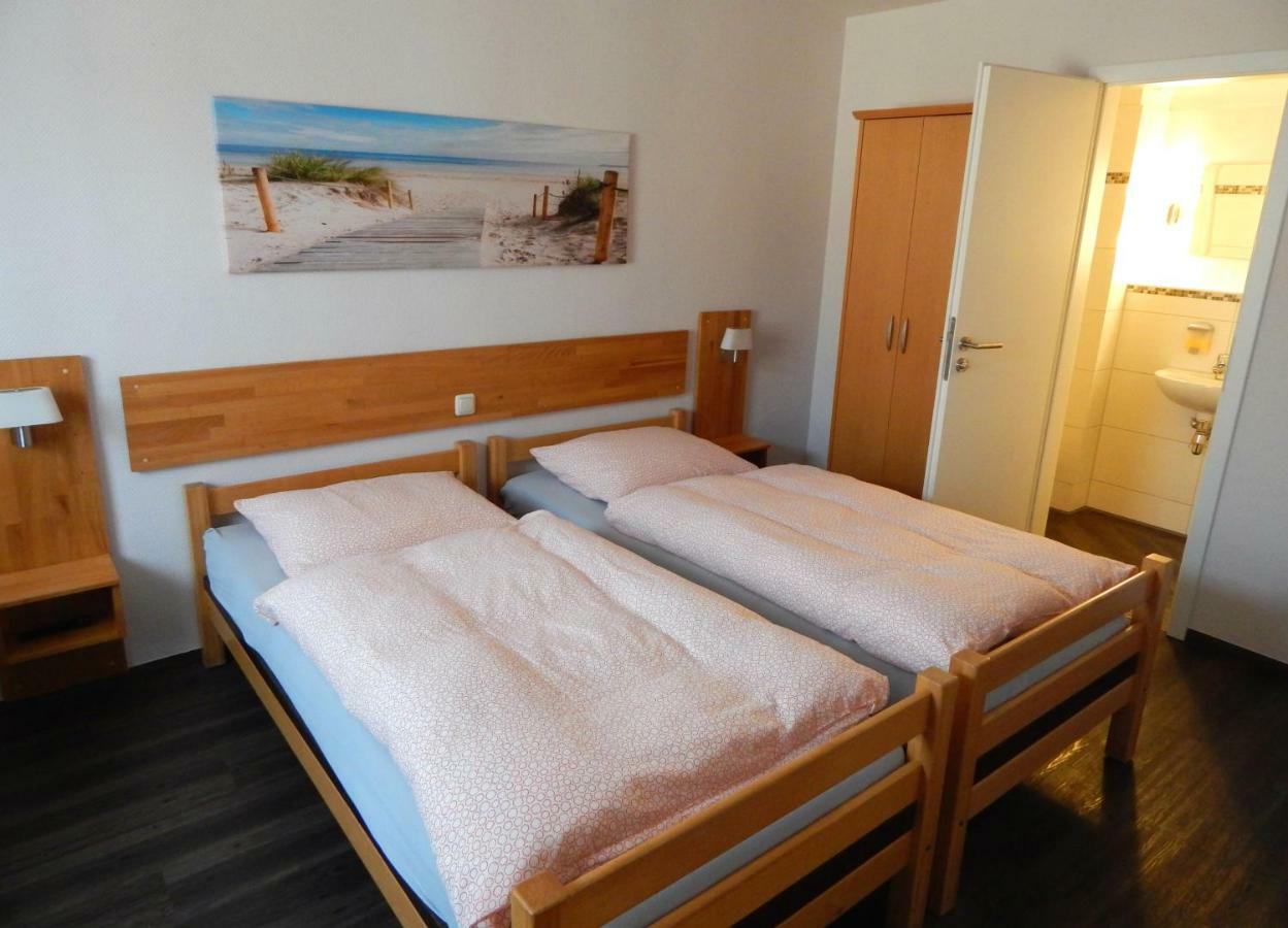 Pension Am Burgwall Wismar Exterior photo
